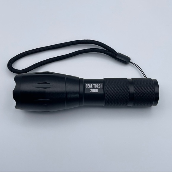 SEAL Torch 2000 Tactical LED Flashlight Black - Picture 5 of 15